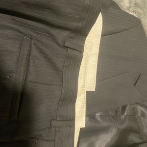 Pronto Uomo Platinum Navy Pinstripe Suit size 42L